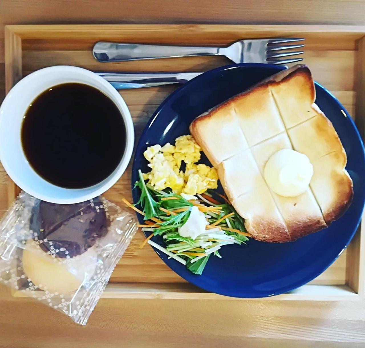 יורון Meedafu'S Yui Hostel And Coffee מראה חיצוני תמונה