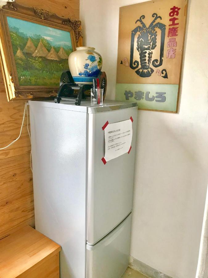 יורון Meedafu'S Yui Hostel And Coffee מראה חיצוני תמונה